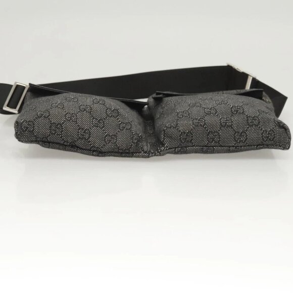 GUCCI GG Canvas Waist bag Gray Silver 28566 Auth 122104 - Picture 8 of 15
